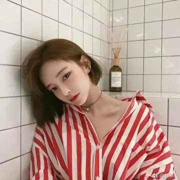 两个月亮